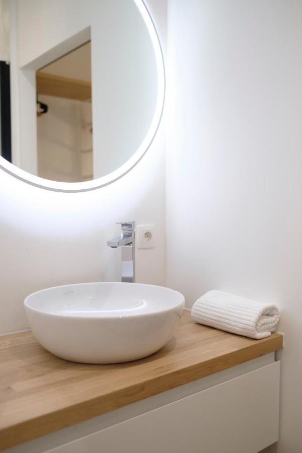 The Duke Flats - 1 Bedroom Grand Place Apartment