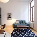The Duke Flats - 1 Bedroom Apartments Grand Place