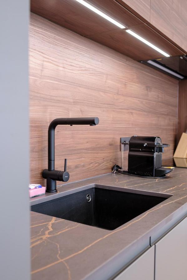 The Duke Flats - 1 Bedroom Grand Place *